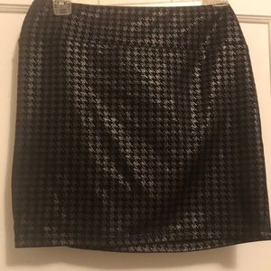 Black and silver houndstooth mini skirt